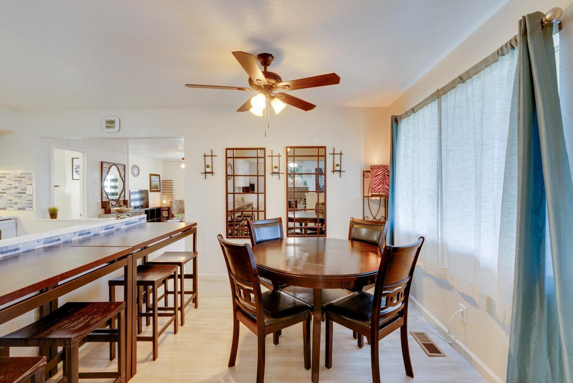 Breezy Fresno Home - Near Airport And Downtown Bagian luar foto
