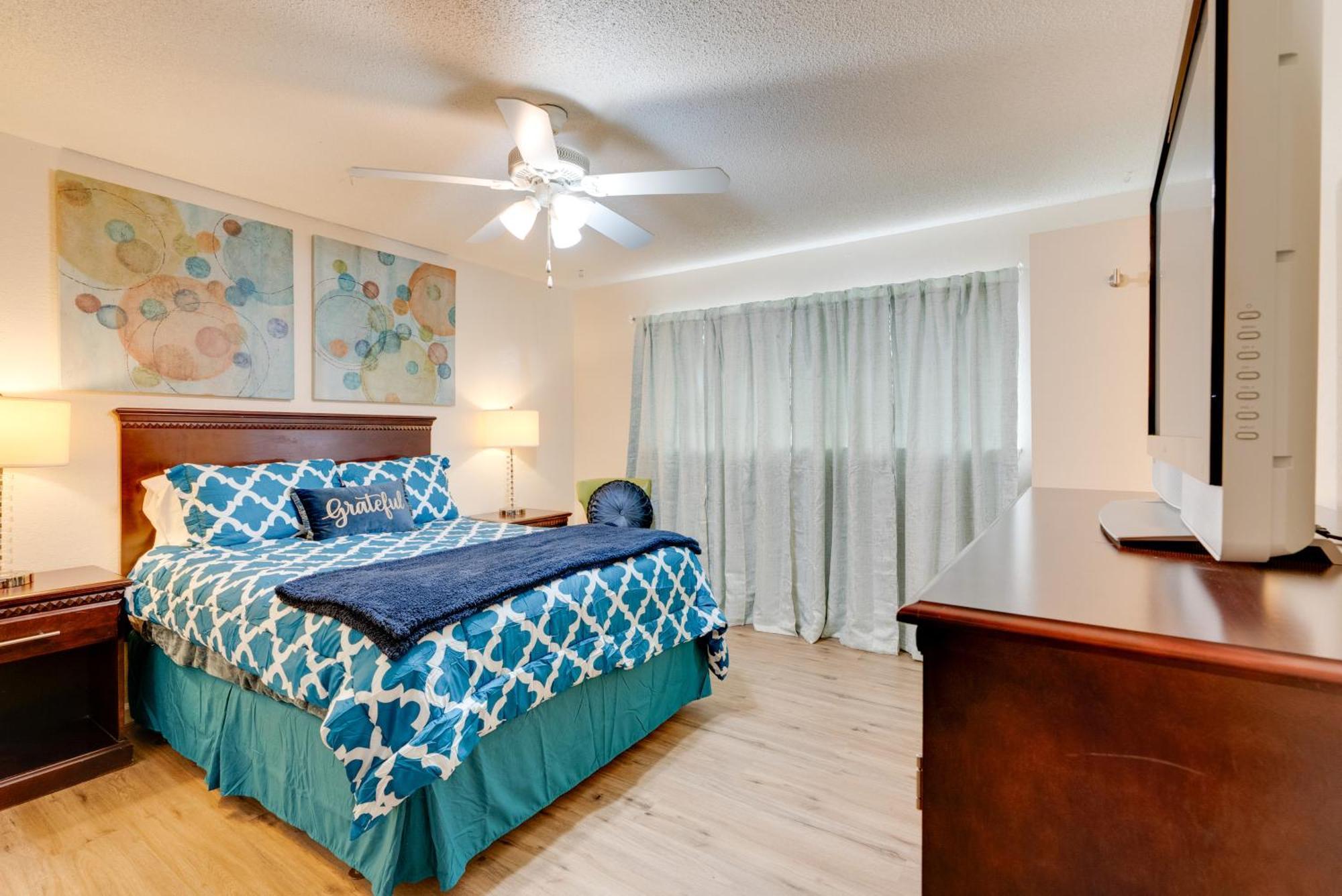 Breezy Fresno Home - Near Airport And Downtown Bagian luar foto