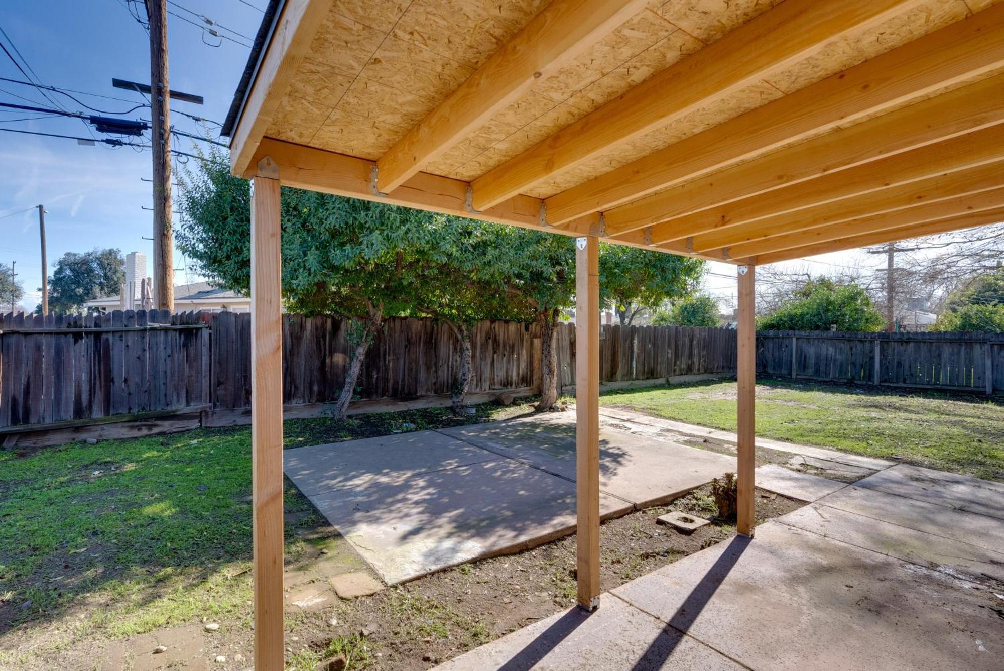 Breezy Fresno Home - Near Airport And Downtown Bagian luar foto